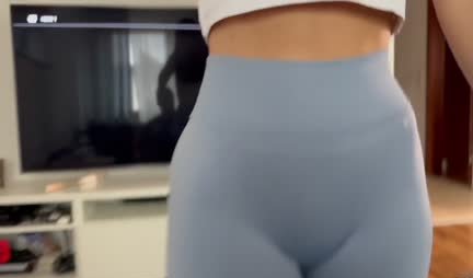 A girl in tights is ready to have anal sex with a guy