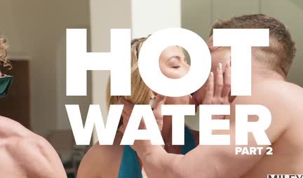 Beauty enjoys two cocks during a cool MFM fuck