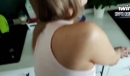 Russian girl is always ready to substitute an appetizing slit