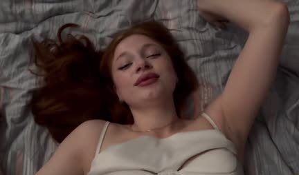 The red-haired girl didn’t have time to wake up when she got a dick in her mouth