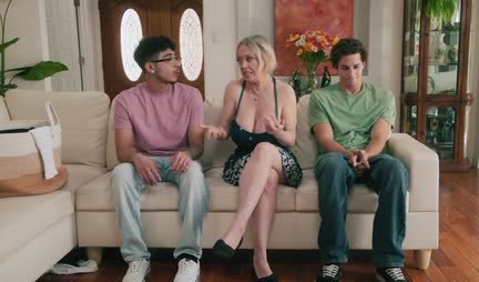 An experienced mature woman had a threesome with young guys