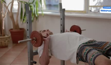 Russian girl decided to suck while the guy is training