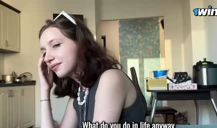 The Russian cutie herself didn’t understand how she ended up on the pick-up artist’s dick