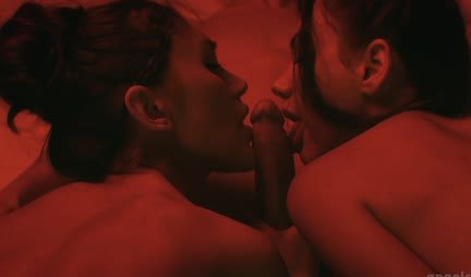 Russian bitches got a guy excited about sex with a double blowjob