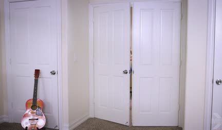 The guy licked and fucked the hairy pussy of his mother's friend