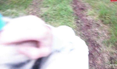 Blonde Laura Paradise gets a mouthful of cum