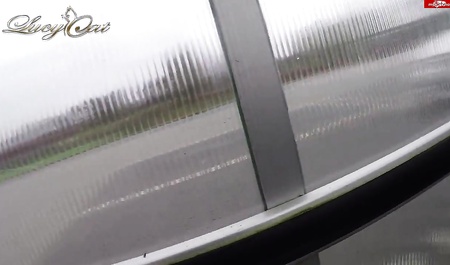 The girl with cancer is given in the indoor pavilion