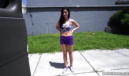 The guy that looks like Harry Potter, seducing a brunette sex in the car